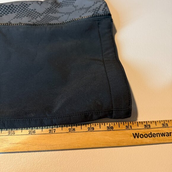 686 Women M Snowboarding Pants Waterproof Insulated Skinny Fit Black Flare TEAR - Picture 9 of 10